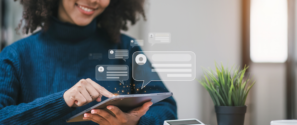 Customer messaging in support chat on tablet